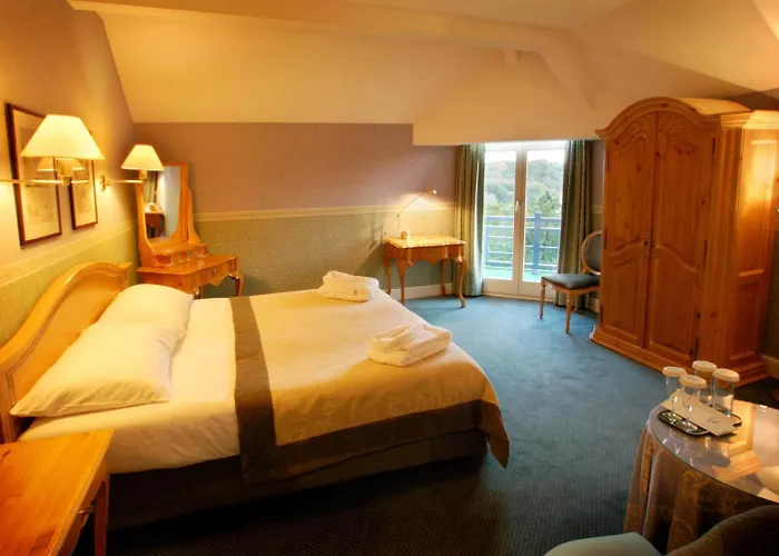 Martin's Manoir Hotel 3*